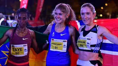 Konstanze Klosterhalfen beim Silvesterlauf Barcelona 2022
