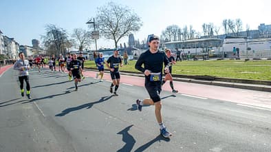 Läufer beim Frankfurter Halbmarathon