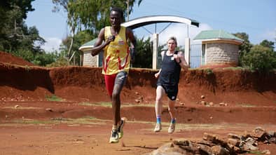 Iten in Kenia liegt auf rund 2400 Meter Höhe und gilt als das "Home of Champions". Zahlreiche Weltklasse-Läufer leben oder trainieren hier.