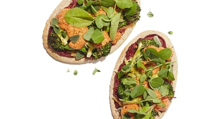 RW 12/2020 LC Ernährung Läuferküche Pita-Fladen Fattusch Pizza Schiffchen Dip Pita-Pizza