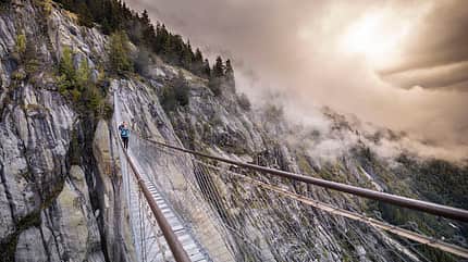 Aletsch Arena,wallis,schweiz,unesco world heritage swiss alps jungfrau-aletsch,herbst,trail running,sportlich,outdoor-enthusiast,haengebruecke,tagsueber,stonemanhike,aspi-titter,fieschertal Stonemanhike in der Aletsch Arena