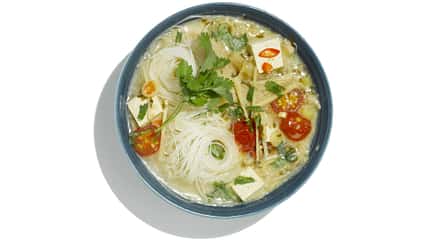 Nudelsuppe Tom Yum Nudelsuppe Tom Yum