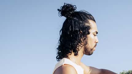 Sportler mit Half Bun Sportler mit Half Bun