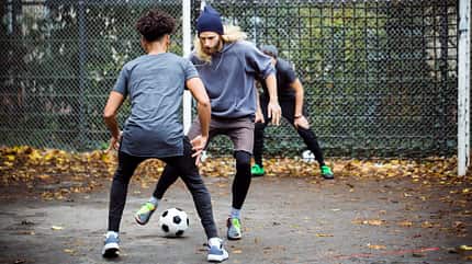 Fußballspielen Fußballspielen