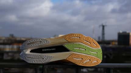 New Balance FuelCell SC Elite v4 New Balance FuelCell SC Elite v4