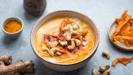 Möhrensuppe mit Kurkuma Möhrensuppe mit Kurkuma