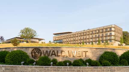 Hotel WALD.WEIT im Rheingau Hotel WALD.WEIT im Rheingau