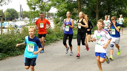 Der Blankeneser Heldenlauf führt am Elbufer entlang. Der Blankeneser Heldenlauf führt am Elbufer entlang.