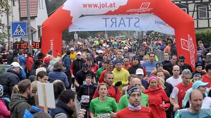 Bottwartal-Marathon: Start des Halbmarathon in Gronau Bottwartal-Marathon: Start des Halbmarathon in Gronau