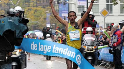 Tsegay Yemane Eindhoven-Marathon 2013 Highlight Tsegay Yemane Eindhoven-Marathon 2013 Highlight