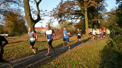 Auf der Strecke beim Westerwinkellauf Ascheberg-Herbern Auf der Strecke beim Westerwinkellauf Ascheberg-Herbern