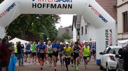 Start zum Fidelitas Nachtlauf Karlsruhe Start zum Fidelitas Nachtlauf Karlsruhe