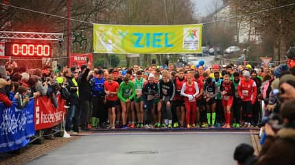 Start zum Silvesterlauf Kaufungen Start zum Silvesterlauf Kaufungen