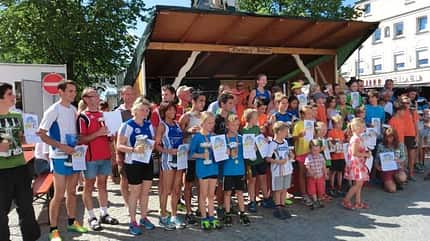 Siegerehrung zum Viechtacher Stadtlauf auf dem Bürgerfest