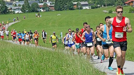Kurze, knackige Anstiege beim Hofer Dorflauf