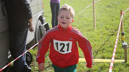 Nachwuchsläufer beim Siezenheimer Crosslauf