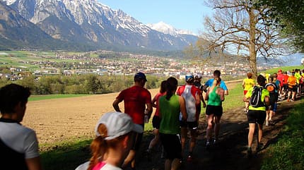 Tiroler Abenteuerlauf Hall Gebirgskulisse