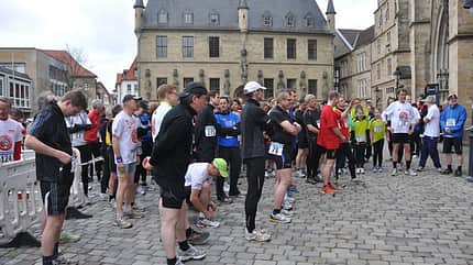 Osnabücker Diakonielauf: Start vor dem Osnabrücker Rathhaus Osnabücker Diakonielauf: Start vor dem Osnabrücker Rathhaus