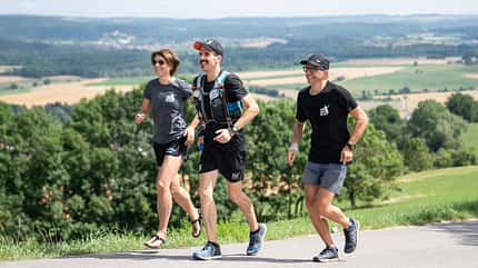 Anthony Horyna Projekt 19/19 Bei seinem Projekt 19/19 läuft Anthony Horyna 45 Marathons in 45 Tagen.