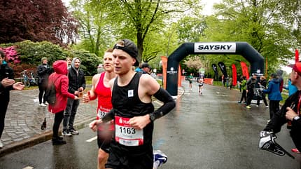 Marathon Hamburg Henning Lenertz Redakteur Henning Lenertz lief beim Hamburg-Marathon 2019 eine 2:47:54.
