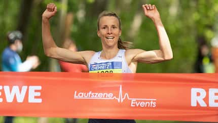 Voigt und Mayer gewinnen 10.000-Meter-Titel