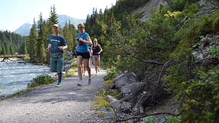 RUNNER'S WORLD Trail-Camp