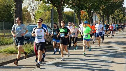 402 Finisher unter blauem Himmel