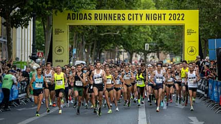 Große Laufparty auf dem Ku'damm