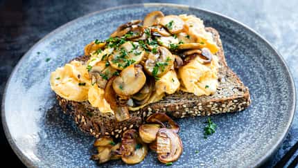 Perfekt! Rührei auf Toast