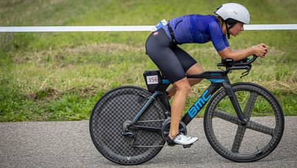 Sitzposition auf dem Rennrad beim Triathlon