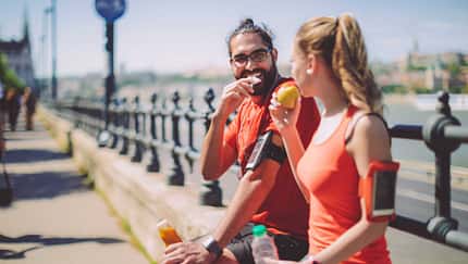Elektrolythaltige Snacks für Läuferinnen und Läufer