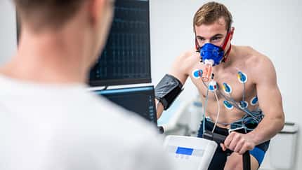 Sportmedizinische Untersuchung auf dem Ergometer