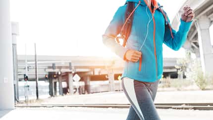 Zur Arbeit joggen: Vorteile, Tipps, Ausrüstung