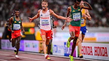 Jimmy Gressier überrascht den Äthiopier Yomif Kejelcha im 10.000-m-Finale.