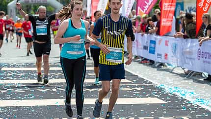 Zieleinlauf beim VIVAWEST-Marathon 2019.