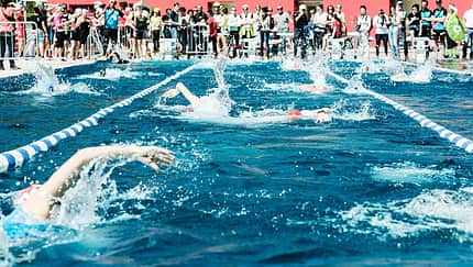Sämtliche Schwimmbewerbe werden im Kufsteiner Freischwimmbad auf einer 50 Meter Bahn durchgeführt.