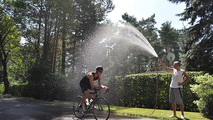 Abkühlung beim Berlin Triathlon XL