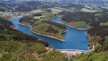 Die Aggertalsperre aus der Vogelperspektive