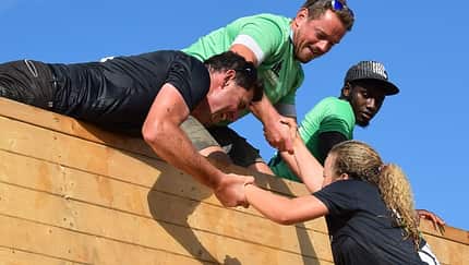 Halfpipe-Hindernis beim Mudder Island Poel