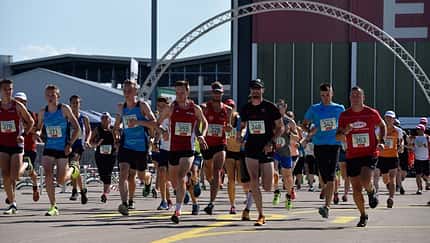 Start zum Erfurter Flughafenlauf