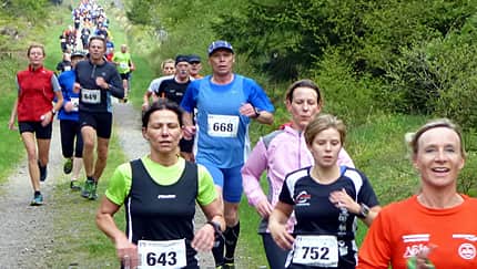 Mützenicher Vennlauf Monschau: Mitten im deutsch-belgischen Naturschutzgebiet "Hohes Venn" Mützenicher Vennlauf Monschau: Mitten im deutsch-belgischen Naturschutzgebiet "Hohes Venn"
