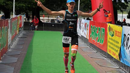 PolskaMan Wolsztyn: Zieleinlauf des Siegers auf der Halbdistanz PolskaMan Wolsztyn: Zieleinlauf des Siegers auf der Halbdistanz