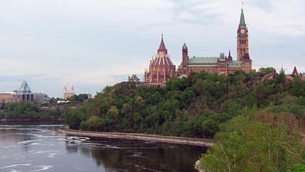 landmark--Ottawa--Parliament Hill
