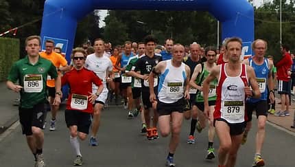 Start zum Volkslauf "Rund um den Offlumer See" in Neuenkirchen