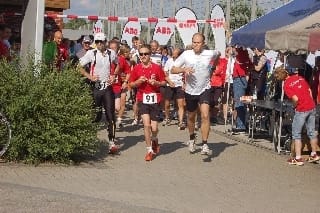 Start zum 24-Stunden-Benefizlauf Ratingen