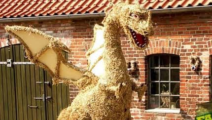 Strohfigurenultralauf Laboe Drache