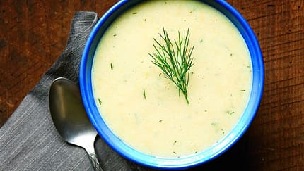 Zucchini-Buttermilch-Suppe