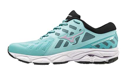 Mizuno Wave Ultima
