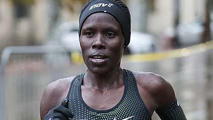 Salpeter bricht Radcliffes 10-km-Europarekord