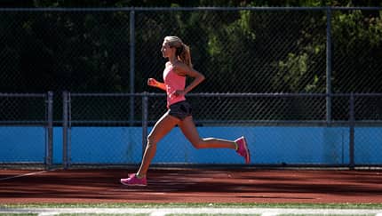 Eine Laufbahn ist ideal, um schnelle Trainingseinheiten zu absolvieren.